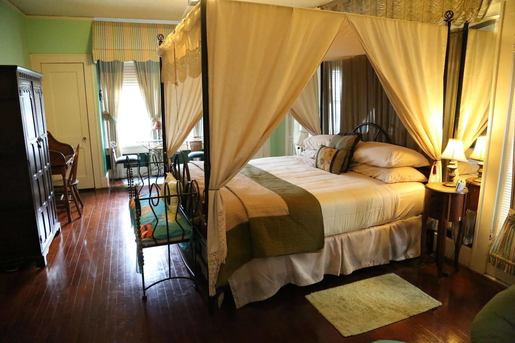 Avenue O Bed And Breakfast Galveston Exteriör bild